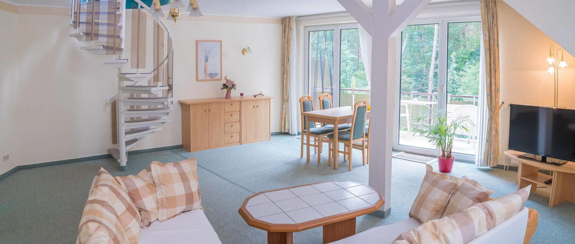 Ferienhus Baabe FeWo 01 Terrasse, Sauna- und Schwimmbadnutzung im AHOI Sellin Exterior foto