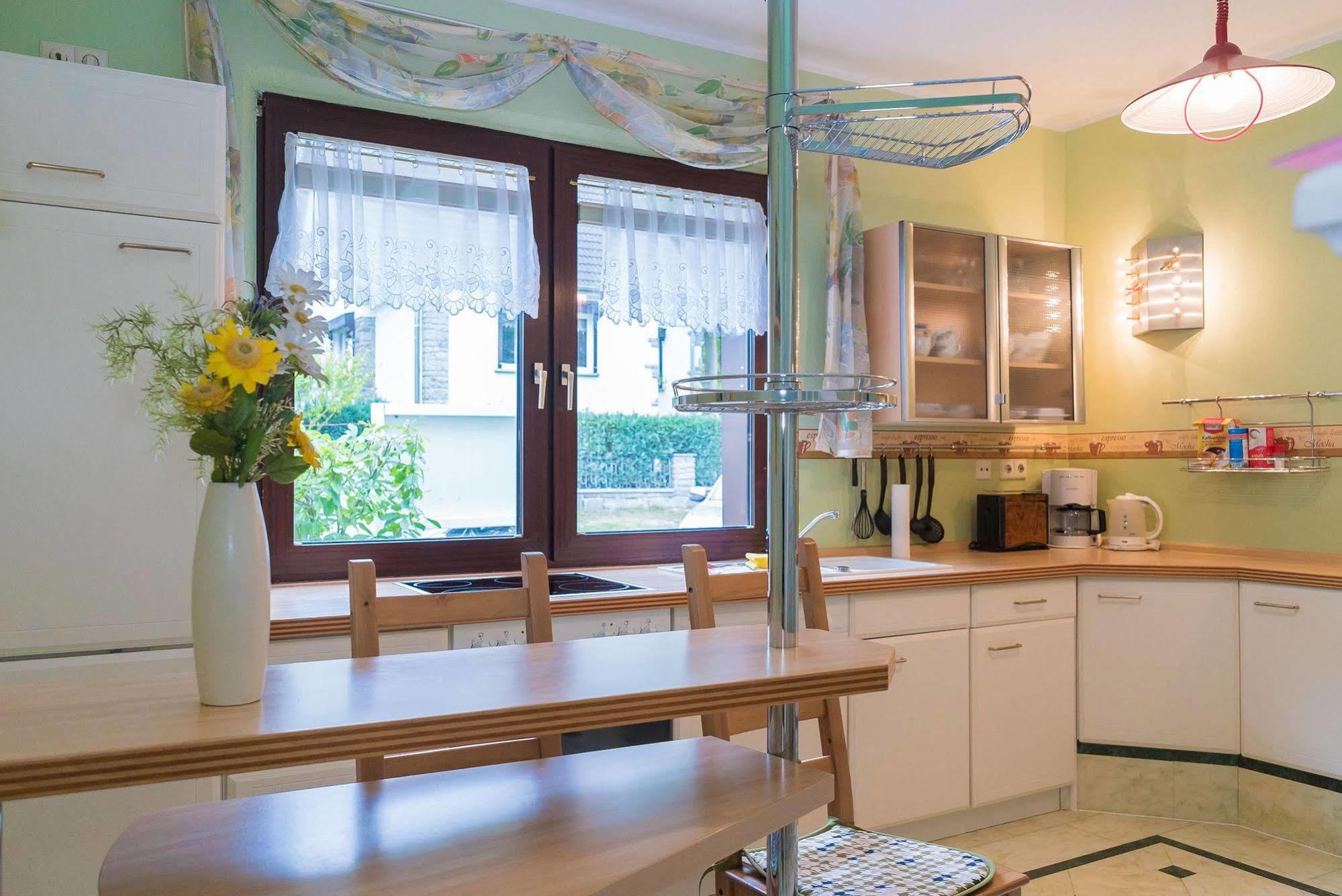 Ferienhus Baabe FeWo 01 Terrasse, Sauna- und Schwimmbadnutzung im AHOI Sellin Exterior foto